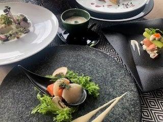 老舗旅館で“旅する和フレンチ”を──8月限定の特別メニ