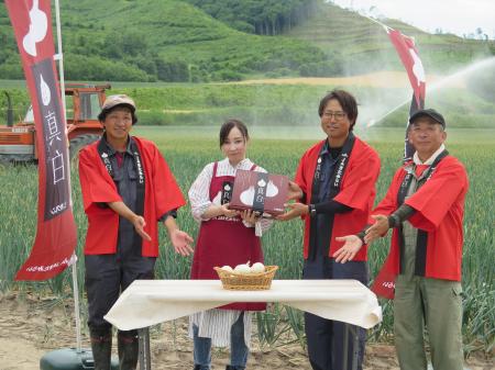【活動レポート】Nadia Artistのちおりが北海道産玉ね