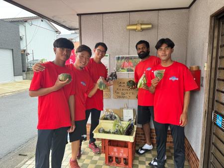 異色のプロ野球選手が育てた野菜、販売開始！