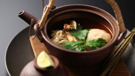 【きたの風茶寮】秋の味覚【松茸の土瓶蒸し】を味わう