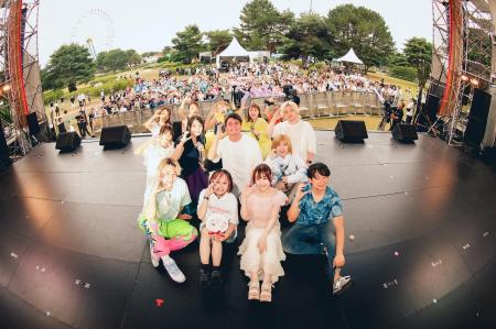 「LuckyFes’25」最終日の幕開けに14名のLシンガーが登