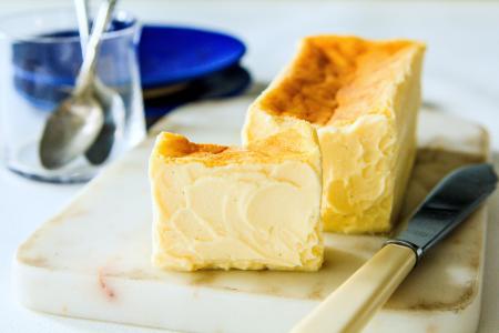 一番人気とろ生チーズケーキも送料無料。夏のチーズケ