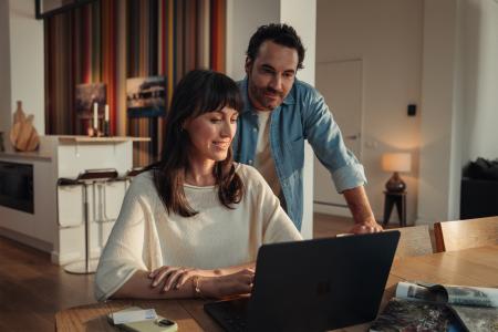 Adyen、「ホスピタリティ＆トラベルレポート2025」を