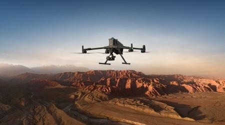 産業用ドローンの導入を“もっと自由に”──株式会社dron 産業用ドローンの導入を“もっと自由に”──株式会社dron