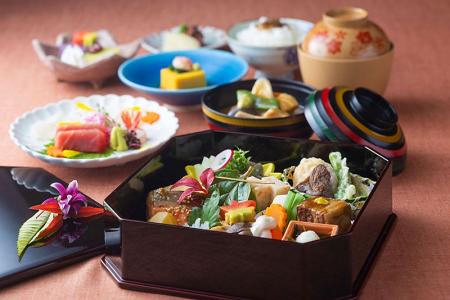 秋の味覚、能登の食材を堪能するお弁当が登場。横浜ベ