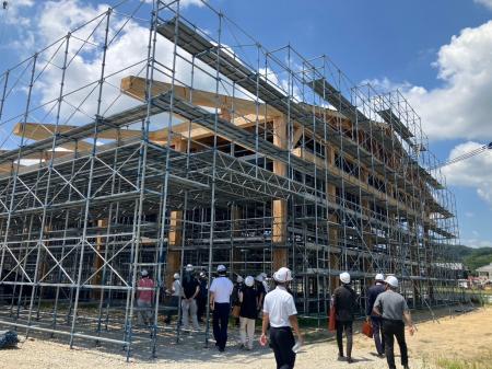 加西市で「巨大木造建築見学ツアー」を開催