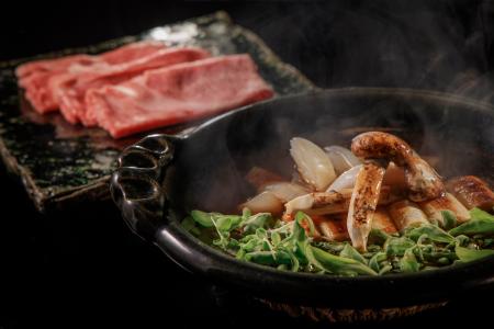 【星のや軽井沢】秋の味覚の王様「松茸」と宝石「シャ