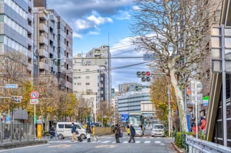 【本社移転 & 新HP公開のお知らせ】株式会社dotsline