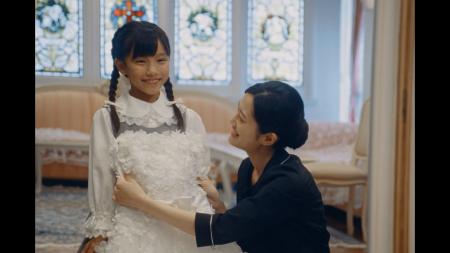 60周年を迎えたユミカツラがウェディングドレスを通じ