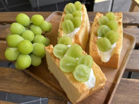 ＜ふわふわ食感×旬の果実＞オールデイダイニングutf-8
