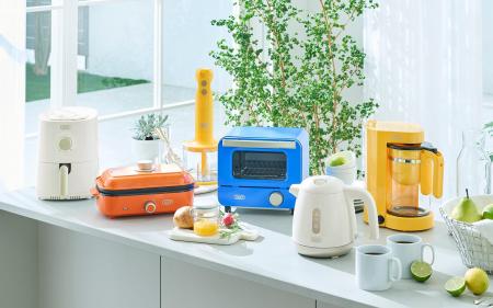 Toffyシリーズの鮮やかなカラーのコレクション「Toffy