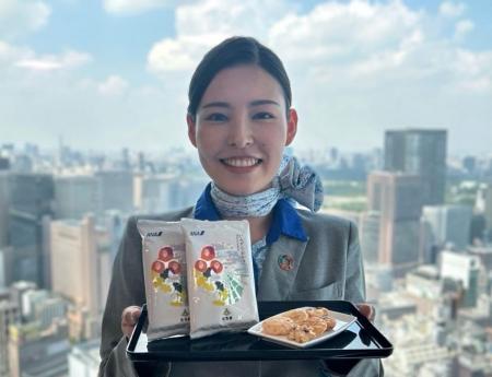 ANA×米菓の老舗「もち吉」 コラボレーションおかきを