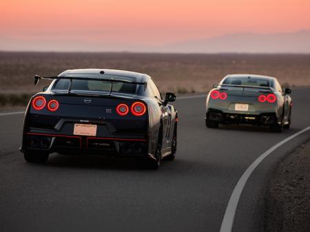 丸型4灯のリアランプがスカGの系譜を物語る　日産...