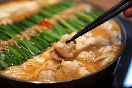「博多もつ鍋前田屋」の新店舗が9月８日、西中洲(旧か