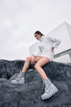 UNITED NUDE 2025年秋冬コレクションが発売 UNITED NUDE 2025年秋冬コレクションが発売