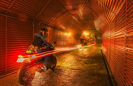 全国唯一！鉱山の坑道をバイクで駆け抜ける！ 過疎地