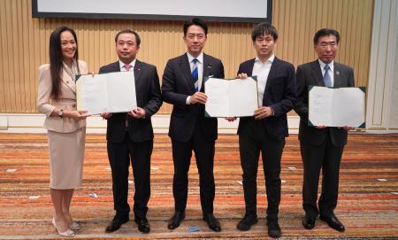 ベトナムでコメ生産の気候変動対策・肥料吸収効率化を ベトナムでコメ生産の気候変動対策・肥料吸収効率化を