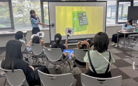聖心女子大学の学生が小学生を対象とした防災イutf-8