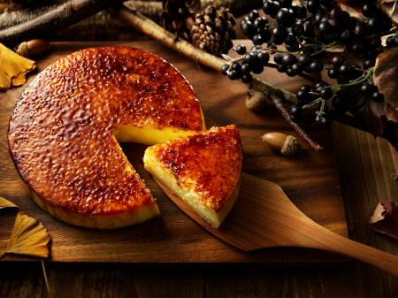 ついに復活！「パブロプレミアムチーズタルト」が焼き