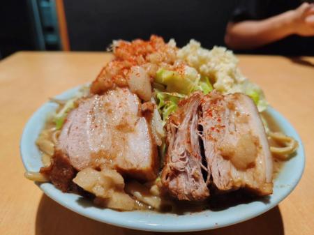 大阪・扇町公園で麺フェス『麺革命!! 背徳マシマutf-8