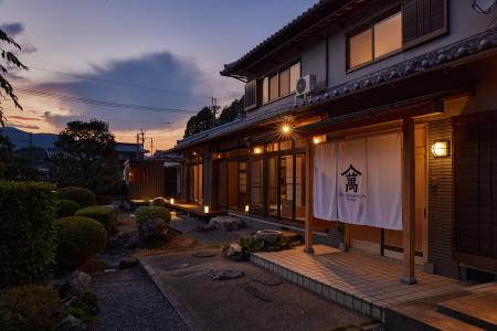 【京都/亀岡市】京の里山に佇む古民家一棟貸し宿「IZA