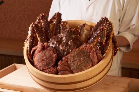 【わずか2室のエクスクルーシブ体験！】専属の料理人