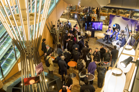 大阪万博に250名超の僧侶が集まる「万博寺」のプレイ