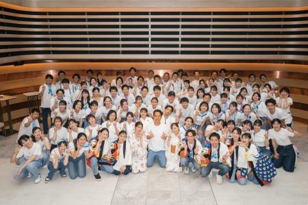 〈東京タワーの目の前の結婚式場The Place of Tokyo〉 〈東京タワーの目の前の結婚式場The Place of Tokyo〉