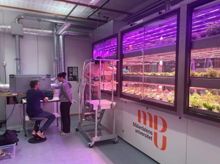 アクポニ、カーボンニュートラル実現に向け注目される アクポニ、カーボンニュートラル実現に向け注目される