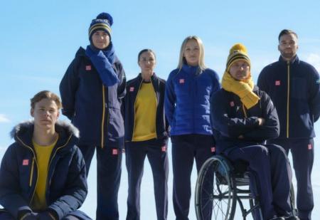 ユニクロが四大会連続、スウェーデン代表に大会公式ウ