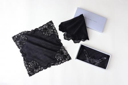 ブラックレースの気品を贈る フォーマルや華やかな場