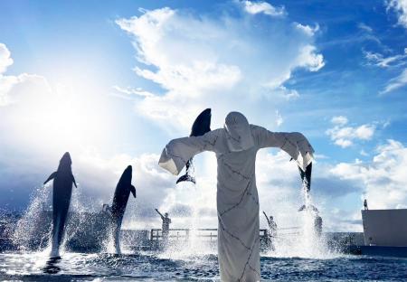 【沖縄美ら海水族館】秋空にきらめく『Autumn Show』