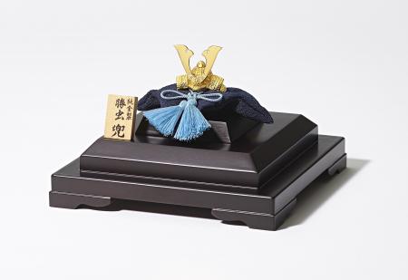 純金兜 「勝虫」 12g　を11月25日（火）より販売開始