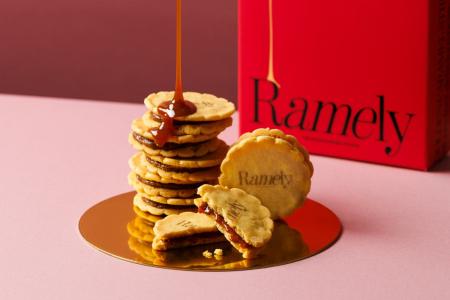 【博多土産】【期間限定】“ホロっと”食感のクッキーに