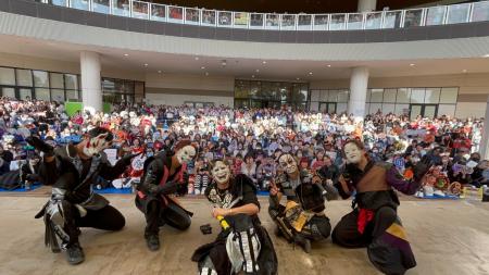 謎のお面ダンス集団「O-MENZ」全国各地を巡るライブツ