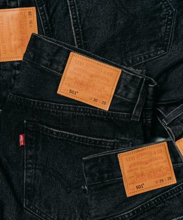 【EDIFICE × Levi’s(R)】501(R)BIG E モデルをブラッ