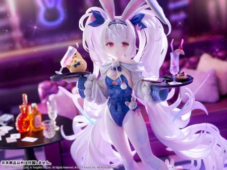 『アズールレーン』より「ラフィーII」が、模擬店で一