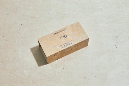 【テロワール】を楽しむ月替りの「生ガトーショコラ」