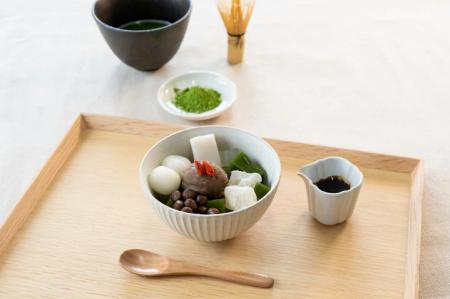 船橋屋が秋の限定スイーツ「甘栗と抹茶のあんみつ」な