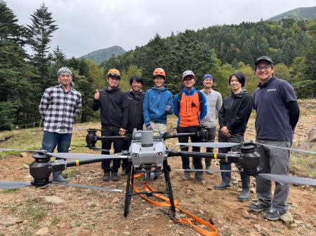 八ヶ岳で始動、日本初の“30kg運搬ドローン物流”社会実
