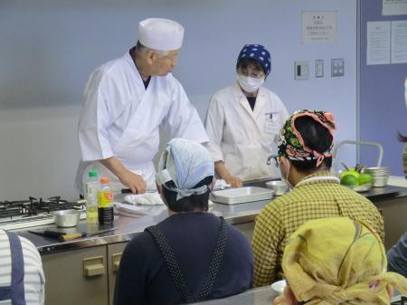 【豊橋市】包丁の使い方から始める男性のための料理教