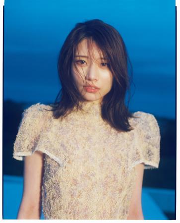 これまでとは一線を画した一冊に！河北彩伽の最新写真