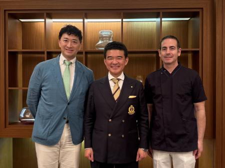 全健会・JCA顧問の小林豊病院長と、JCA海外特別講師の