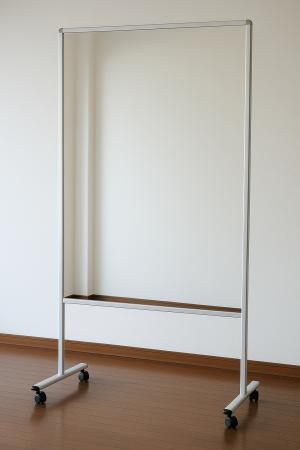 【新製品】向かい合わせの“気まずさ”ゼロ！可動式〈ス