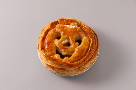 秋限定スイーツ「かぼちゃと紅玉りんごのパイ」を販売