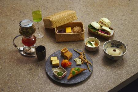 ＜Tea Bar 聴景居＞アジアを旅するアフタヌーンティー
