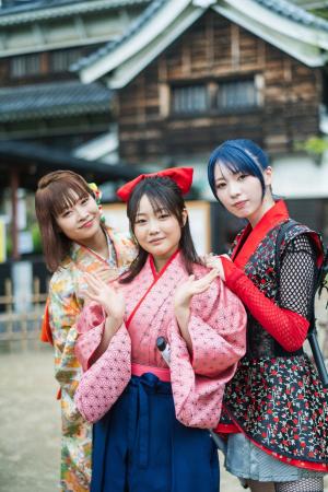 広島城フォトジェニックユニット「鯉城小町」が活動ス