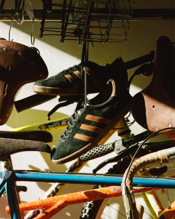 KICKS LAB.と、adidas Originalsによるコラボレーショ