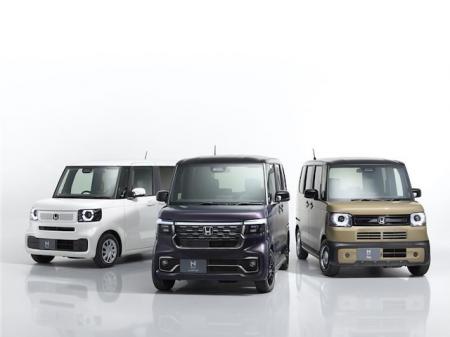 2023年10月に発売された３代目の現行N-BOX　軽乗用...