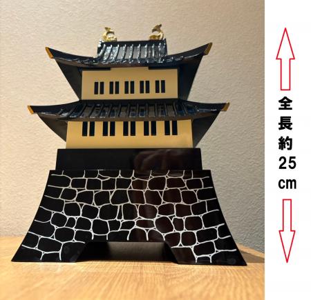 思わず写真を撮りたくなる！高さ約25cm！カルビ大将が